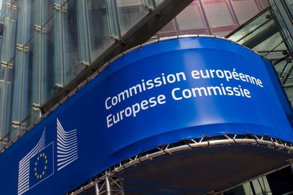 Coronavirus: Comisia Europeană propune sprijin financiar de 4 miliarde de euro pentru România