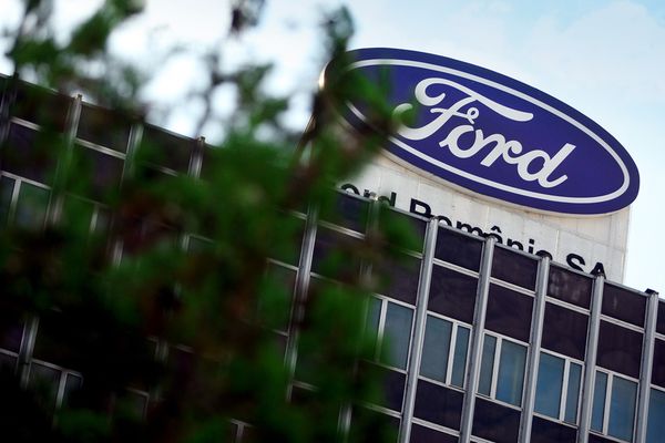 Angajații Ford Craiova, puși pe liber - Compania își reduce producția: se lucrează într-un singur schimb