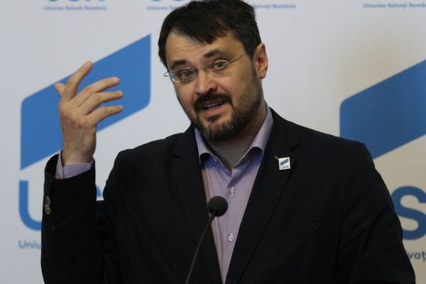 SURSE Scandal în Coaliție pe banii europeni, liberalii sunt supărați pe ministrul USR Cristian Ghinea