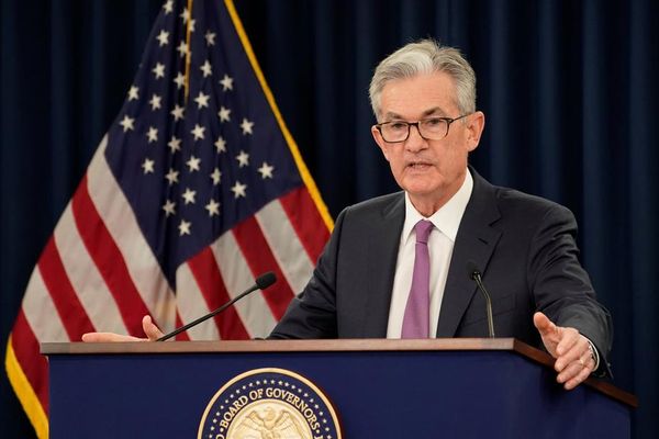 Seful Fed: "S-au înmulțit riscurile din cauza războaielor comerciale ale SUA cu alte state"