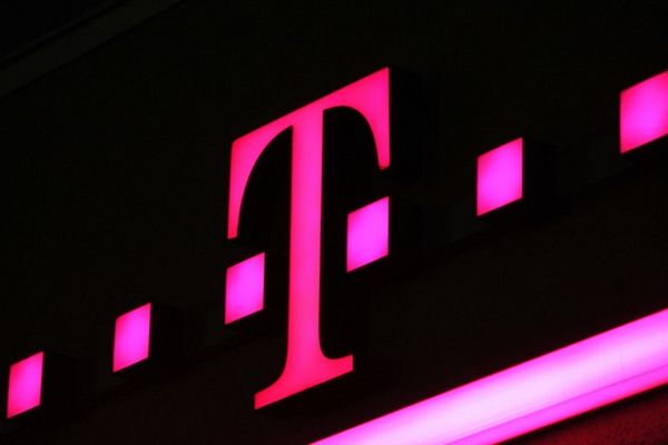 Telekom România face concedieri masive