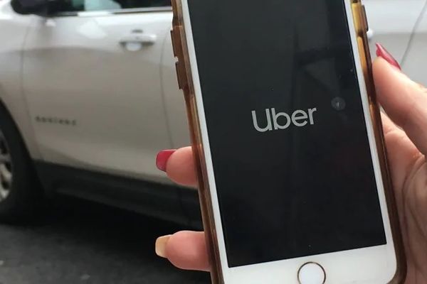 Uber, pierdere record de 5,2 miliarde de dolari