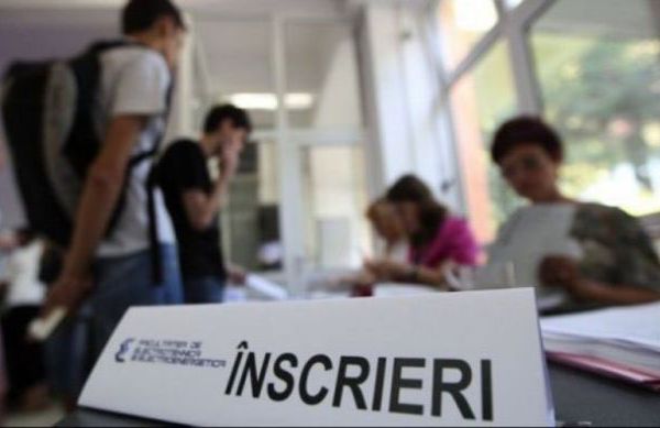 Elevii de 10 la BAC ar putea primi stimulente financiare