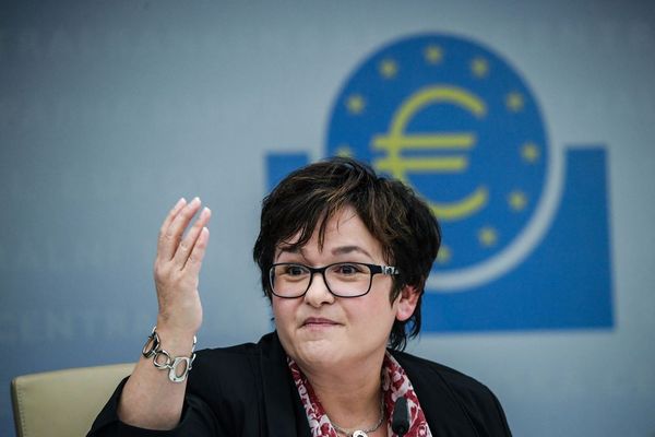 Demisie-surpriză în conducerea BCE