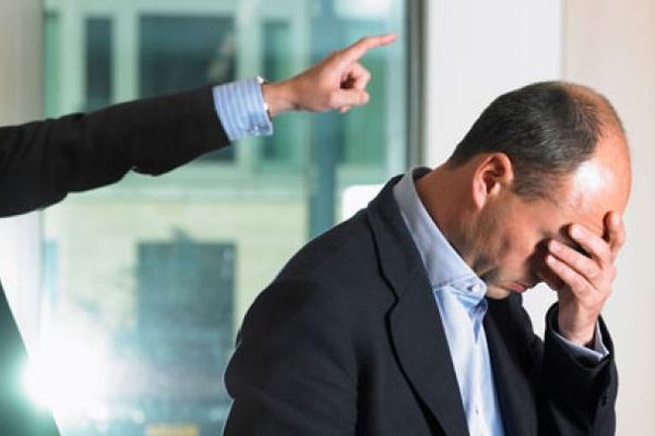 Al doilea producător de bere din lume taie mii de joburi în favoarea Inteligenței Artificiale