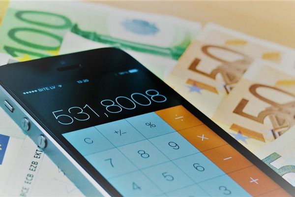 Record absolut înregistrat de euro