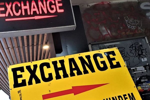 Leul recuperează teren în fața principalelor valute