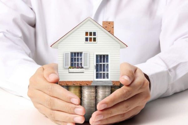 Proiect: Asigurările de locuință, obligatorii și pentru casele nelocuite