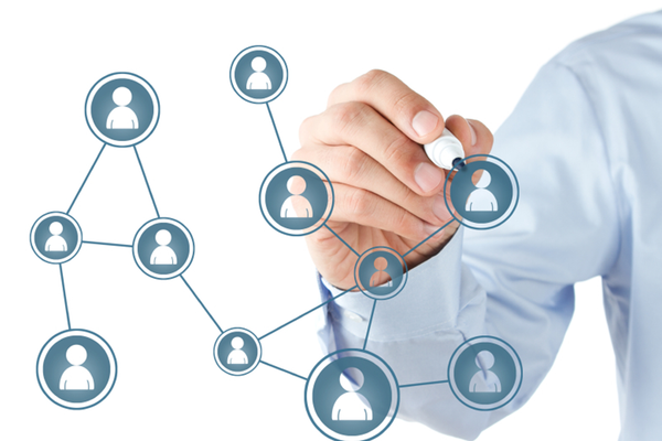 Avertisment pentru mediul de afaceri: reorganizarea, cuvântul de ordine în 2020