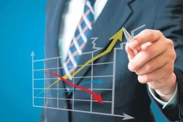 Creșterea economică din trimestrul III a fost revizuită în scădere