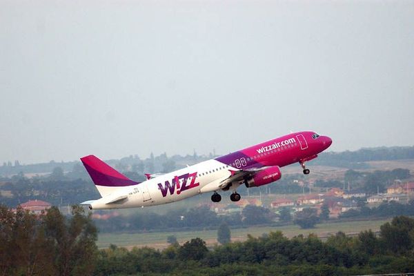 Wizz Air își reduce zborurile pe relația Ungaria, după ce s-au închis granițele pentru străini