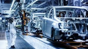 Industria auto pune frână