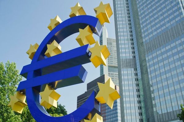 Banca Centrală Europeană va supraveghea cinci bănci bulgare şi opt croate