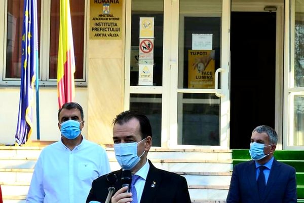 Ludovic Orban: Să spui că nu faci achiziţii că îţi e teamă că nu îţi decontează, e o falsă scuză. Autoritățile locale pot achiziționa tabletele necesare. Banii există şi vom deconta