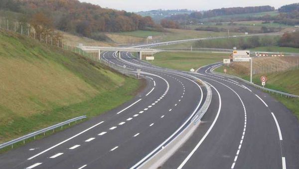 Comisia Europeană a aprobat o investiție de 875 de milioane de euro pentru Autostrada Sibiu-Pitești
