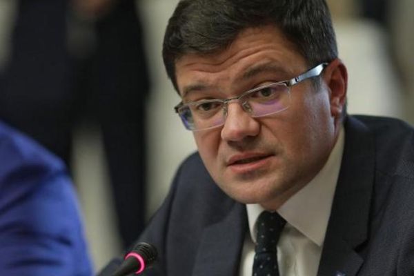 Ministrul Costel Alexe: Extinderea reţelelor de gaze naturale reduce presiunea de pe pădurile României