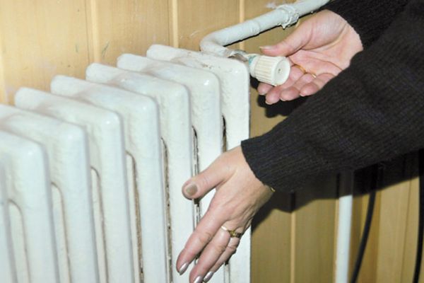 Guvernul a majorat la 800 de lei ajutorul pentru încălzirea locuințelor