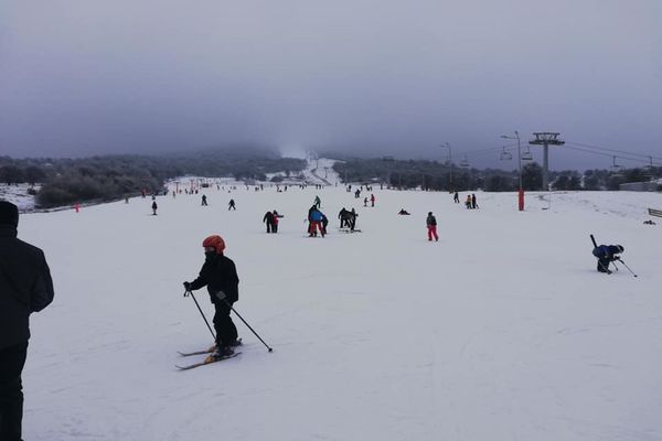 Rezervările pentru sezonul de iarnă din Bulgaria au scăzut cu 40% faţă de anul trecut