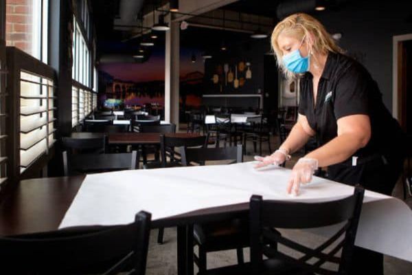 Veste bună înainte de Revelion: Se deschid restaurantele în mai multe orașe ale țării