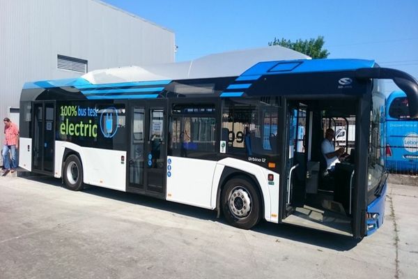 131 de autobuze electrice pentru transportul public urban din 7 municipii