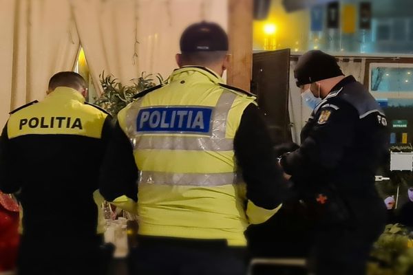 Restaurantele, cafenelele şi barurile din Slatina şi alte localităţi din judeţ, verificate. Poliţiştii au aplicat amenzi