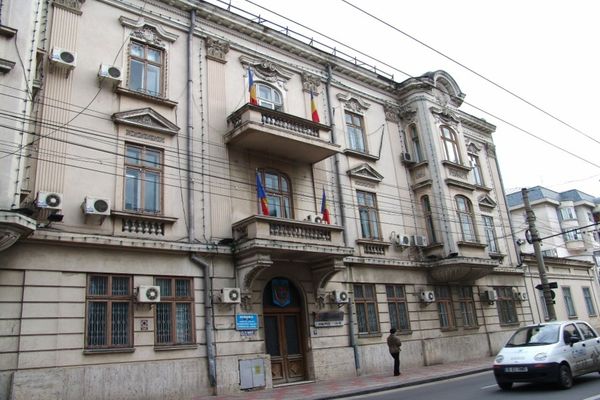Nereguli la Primăria Galați descoperite de Curtea de Conturi