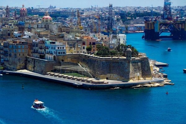 Malta va plăti o parte din cheltuielile de cazare ale turiștilor