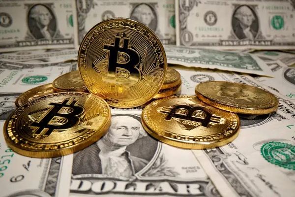 Bitcoin a scăzut sub 30.000 de dolari pentru prima dată în ultimele 5 luni. Lovitura vine din China