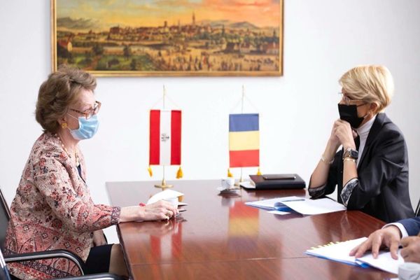 Raluca Turcan, după întâlnirea cu Ambasadorul Austriei: „În această țară trăiesc astăzi în jur de 120.000 de români”