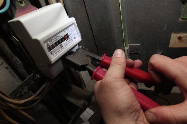 UTIL. Care sunt informațiile minime pe care furnizorul de energie este obligat să le treacă în factură