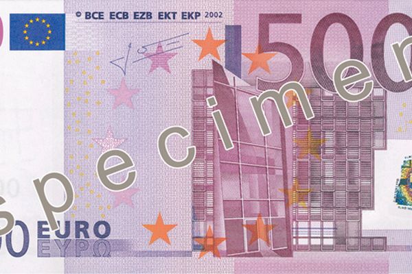 Un lider european propune retragerea BANCNOTEI DE 500 de EURO și reducerea PLAFONULUI pentru plăți CASH