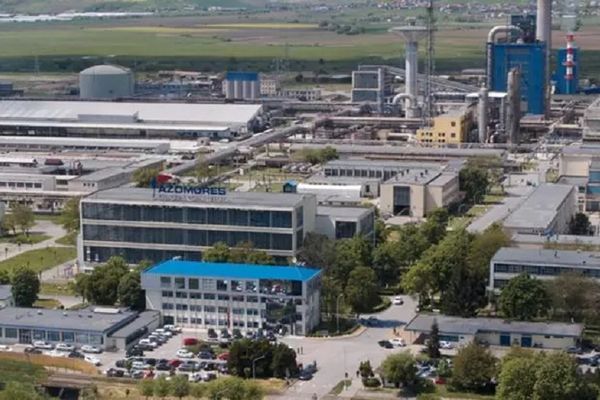 Gigantul Azomureș, la pământ. De ce a fost pus pe pauză cel mai important producător de îngrășăminte al României