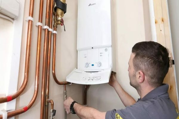 Centralele de apartament vor fi INTERZISE! Ce se întâmplă cu cei care au deja acest sistem de încălzire - Anunțul ministrului Mediului