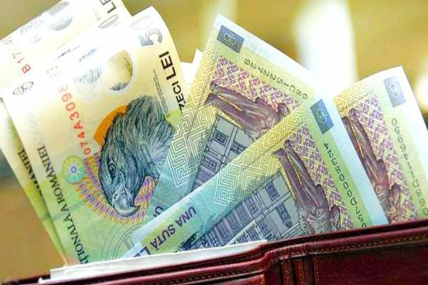 Cum resimte o familie recesiunea tehnică. Prețurile mai mari la alimente, energie, chirie și credite comprimă bugetele