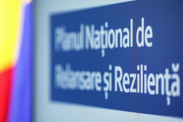 Ministerul Energiei a lansat în consultare publică documentele privind măsura de eficienţă energetică în sectorul industrial, din PNRR. Cui se adresează 