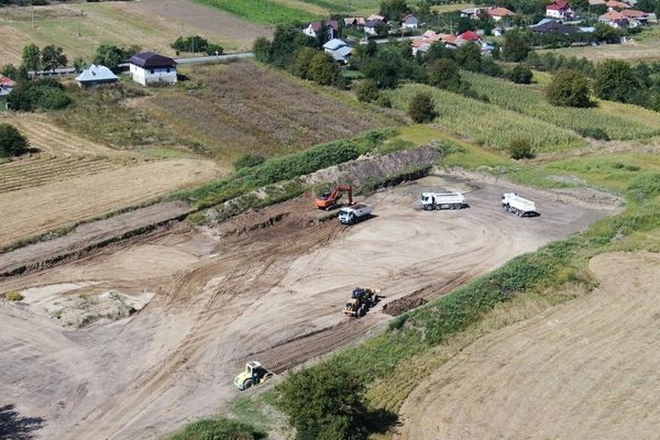 Controverse legate de cel mai mare contract de autostrăzi din istoria CNAIR. Dezvăluiri la Culisele Statului Paralel