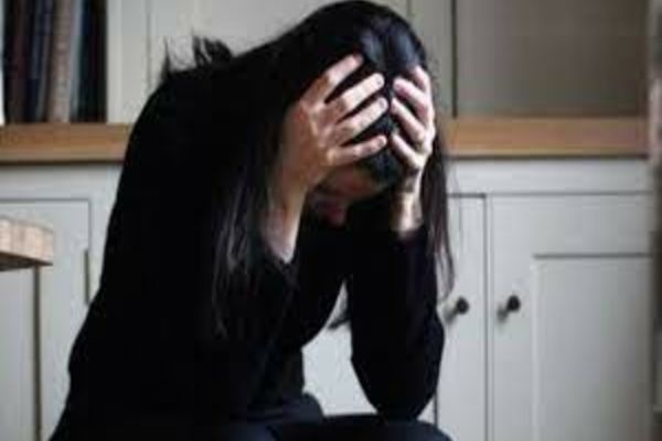 Pe ce dau banii românii, în funcție de regiune. Bucureștenii toacă banii pe haine, în nordul Moldovei prioritatea o reprezintă lemnele de foc