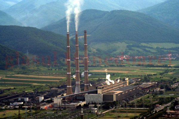 Document bombă la Culisele Statului Paralel, prezentat de Diana Șoșoacă. Privatizarea FORȚATĂ a Termocentralei Mintia