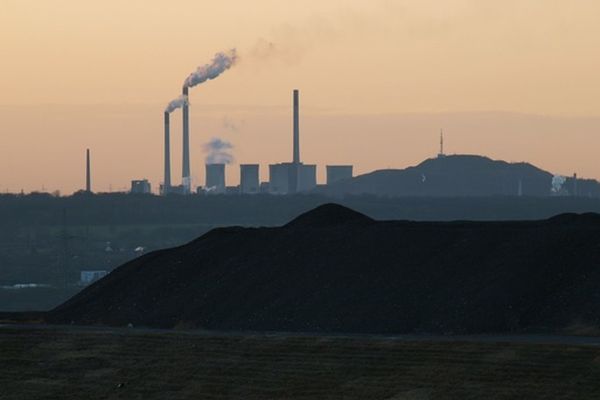 De ce nu vrea Ministerul Energiei închiderea centralelor pe cărbune. Sebastian Burduja insistă pe renegocierea capitolului energie din PNRR