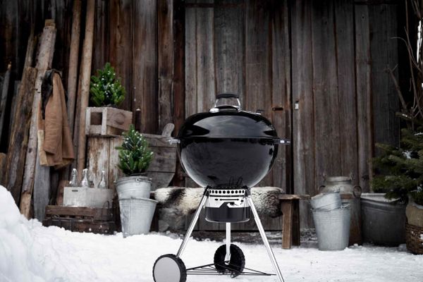 Delecteaza-te cu preparatele favorite la gratar iarna aceasta cu gama de grill-uri profesionale de la PE FOC!