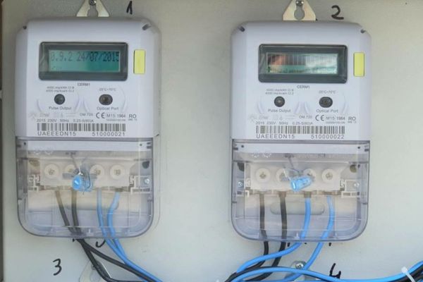 Facturile la energie electrică pentru clienții casnici se modifică. Principalele schimbări