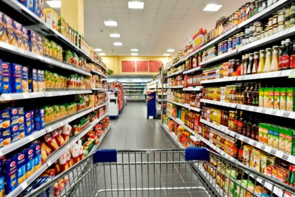Mai multe produse alimentare vor DISPĂREA de la rafturi! Românii riscă să mănânce mai puțin și mai prost: care este CAUZA