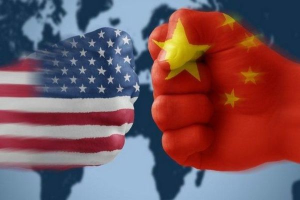 China suspendă restricțiile la export pentru metale rare către SUA 