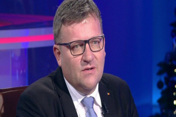 MARIUS BUDĂI: „DACĂ S-AR FI APLICAT IMPOZITAREA PROGRESIVĂ, SITUAȚIA BUGETARĂ AR FI FOST MULT MAI BUNĂ” 