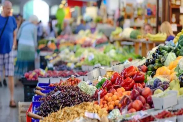 Masa de Paște mai SCUMPĂ cu 70% față de anul 2020. Peste 400 de lei trebuie să scoți din buzunar pentru produsele pascale