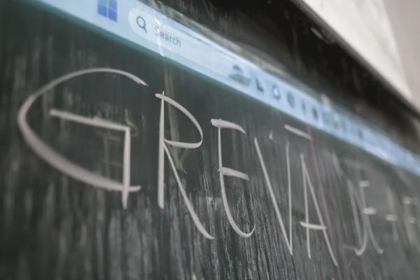 Șeful unui ONG pune gaz pe foc: 80-90% dintre profesori nu merită măriri de salarii