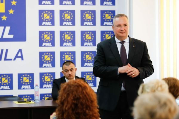 Nicolae Ciucă, la inaugurarea terminalului de la Timişoara: „Sunt în continuare disponibile fonduri europene pentru astfel de proiecte majore”