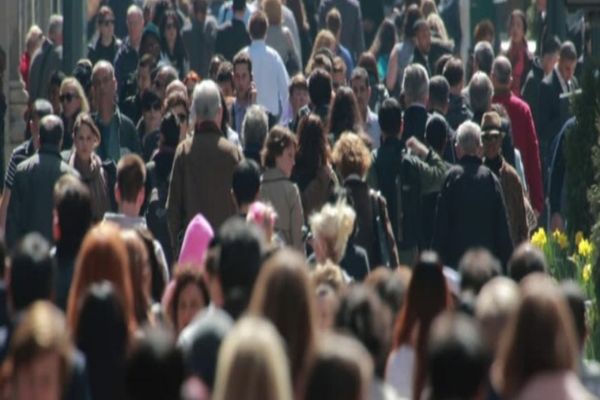 ROMÂNII SUNT PRINTRE EUROPENII CU CEL MAI MARE NUMĂR DE ORE LUCRATE SĂPTĂMÂNAL