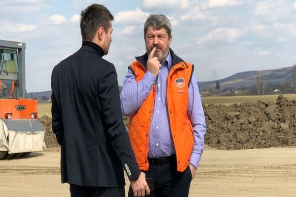 Dorinel Umbrărescu a bătut palma cu ArcelorMittal. Cumpără combinatul din Hunedoara pentru 12,5 milioane de euro