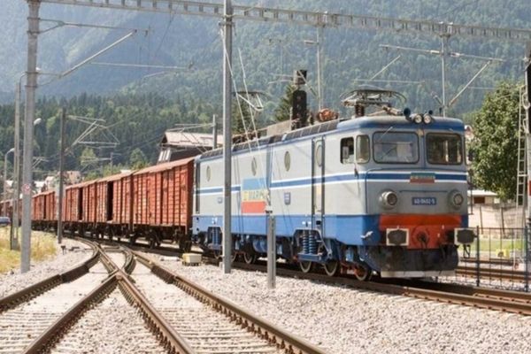 CFR Călători, nemulțumită cu prețurile actuale ale biletelor. Conducerea vrea majorări